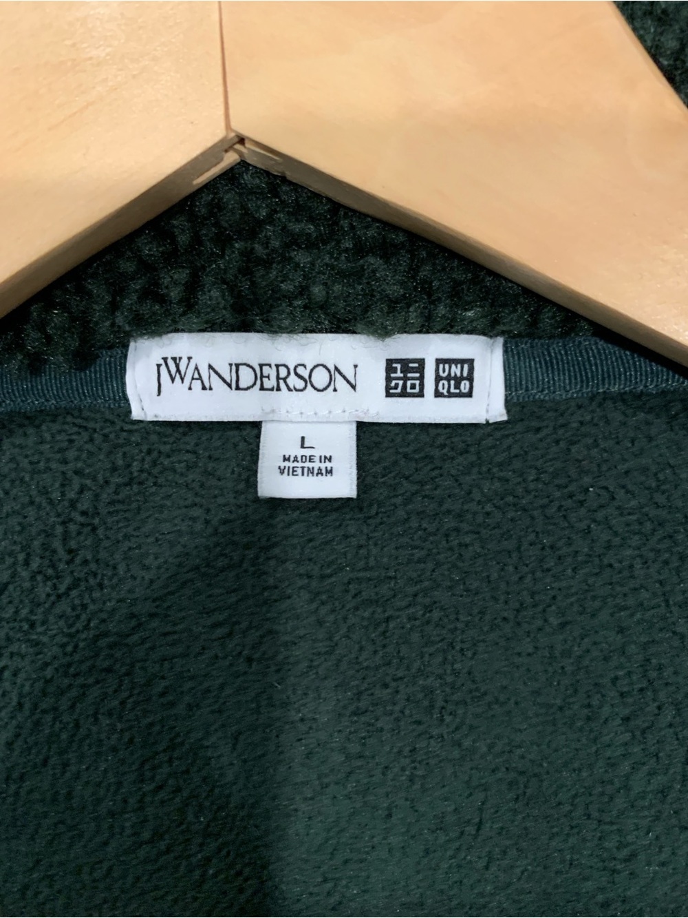 JW ANDERSON + UNIQLO Dark Green Sherpa Zip Jacket - Picture 12 of 12
